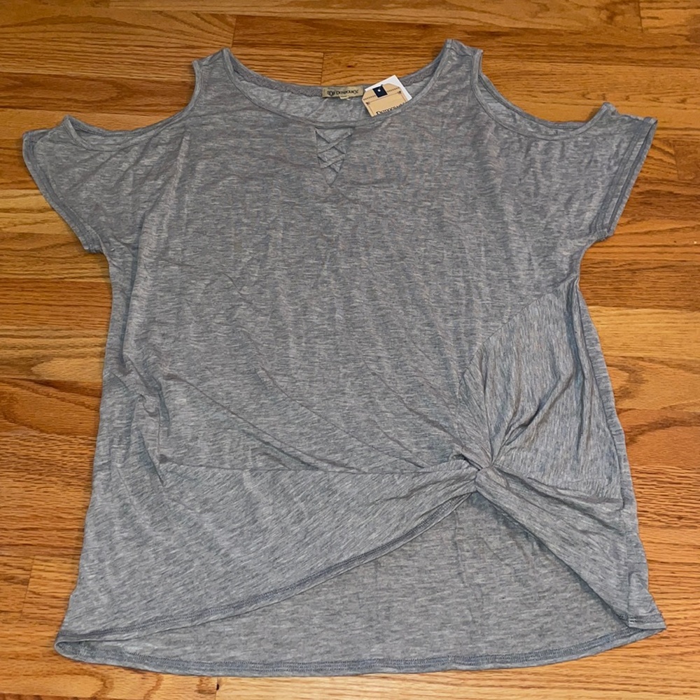 Democracy Gray Cold shoulder top!